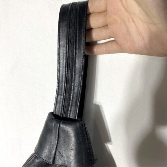 Vintage 90s Black Faux Leather Convertible Shoulder Bag  Backpack - Picture 11 of 16